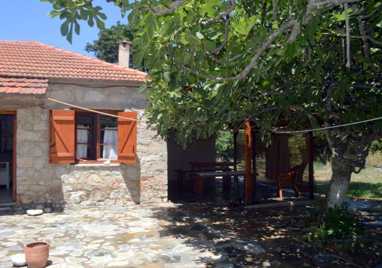 Santa Cruz Country Cottage Kallithea  Buitenkant foto